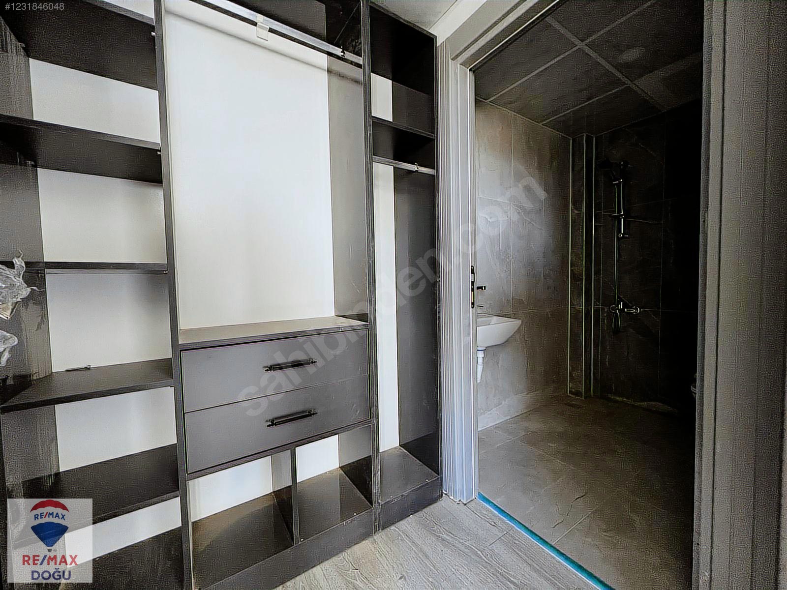 REMAX DOĞU CUMHURİYET MAH.SRC YAPI SIFIR SATILIK 4+1 DAİRELER - ELAZIĞ MERKEZ fotoğraf 5
