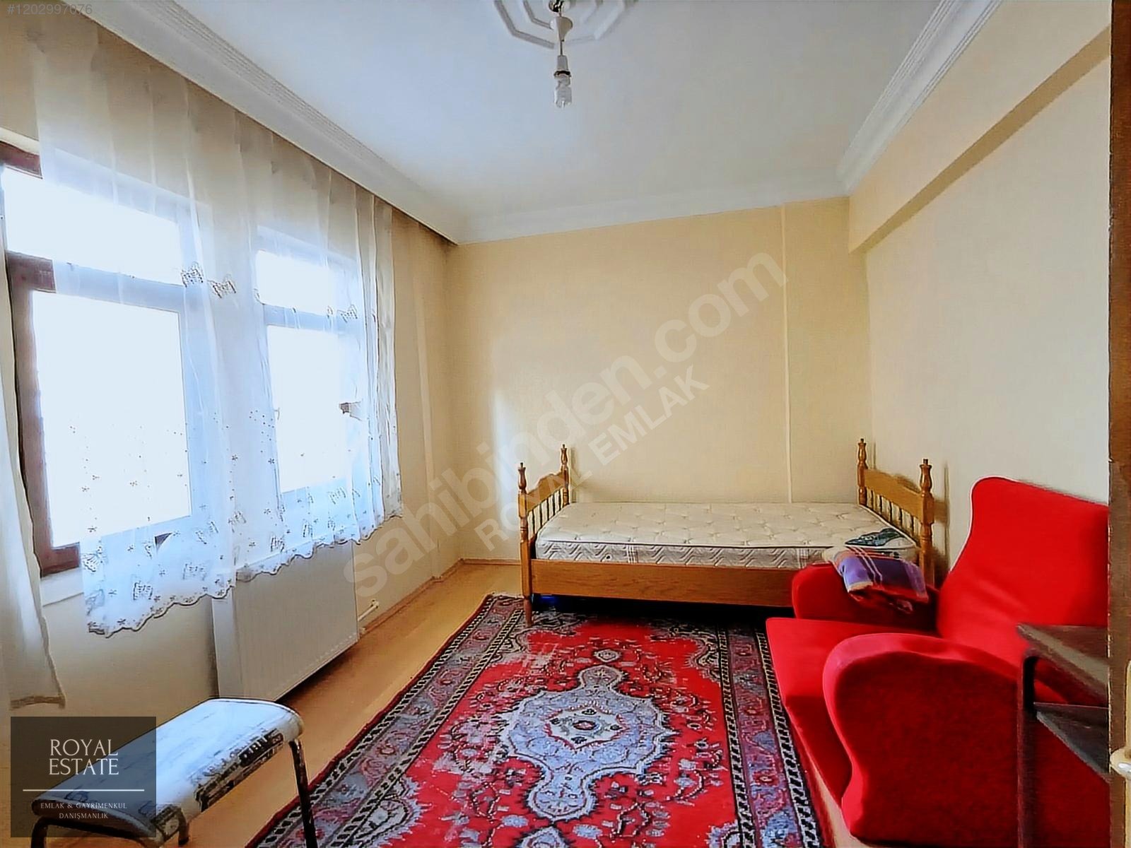 ROYAL EMLAKTAN ÇOK GÜZEL KONUMDA 3+1 FUL EŞYALI DAİRE - AMASYA MERKEZ fotoğraf 2