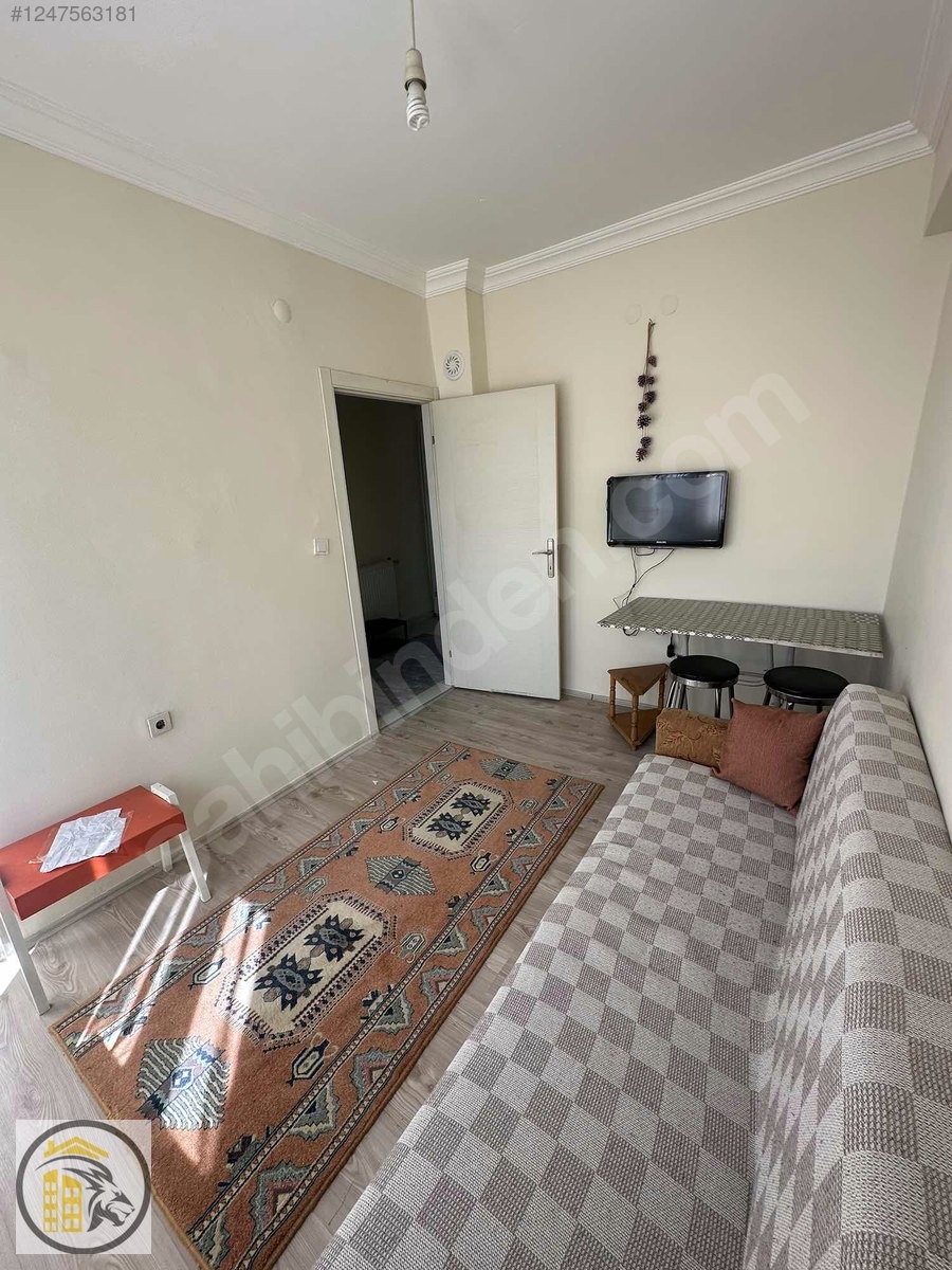 ASLAN EMLAK'tan YUNUSEMRE'de SATILIK EŞYALI 1+1 DAİRE - KÜTAHYA HİSARCIK fotoğraf 11