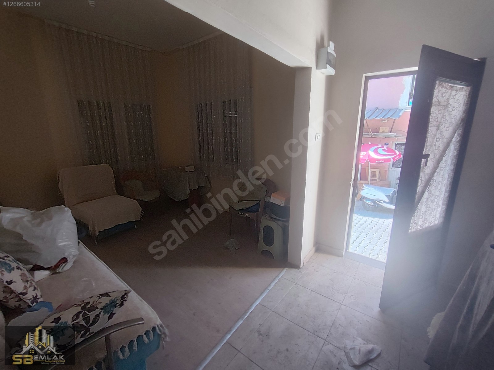 SB EMLAK OFİSİNDEN ÇARŞI MERKEZİNDE MÜSTAKİL - İZMİR TİRE fotoğraf 2