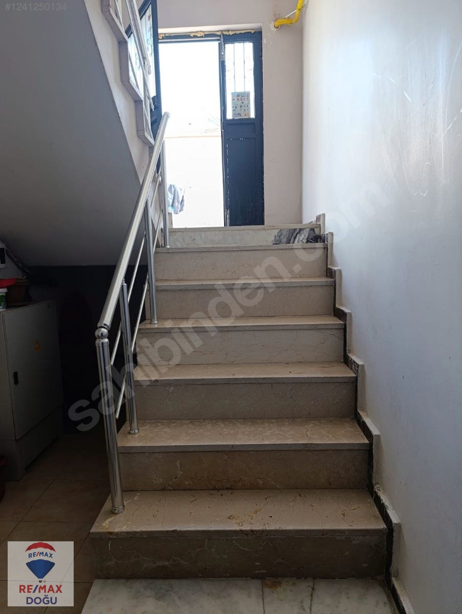 REMAX DOĞUDAN ULUKENT MAH. 3+1 4 YIL KULLANILMIŞ SATILK DAİRE - ELAZIĞ MERKEZ fotoğraf 8