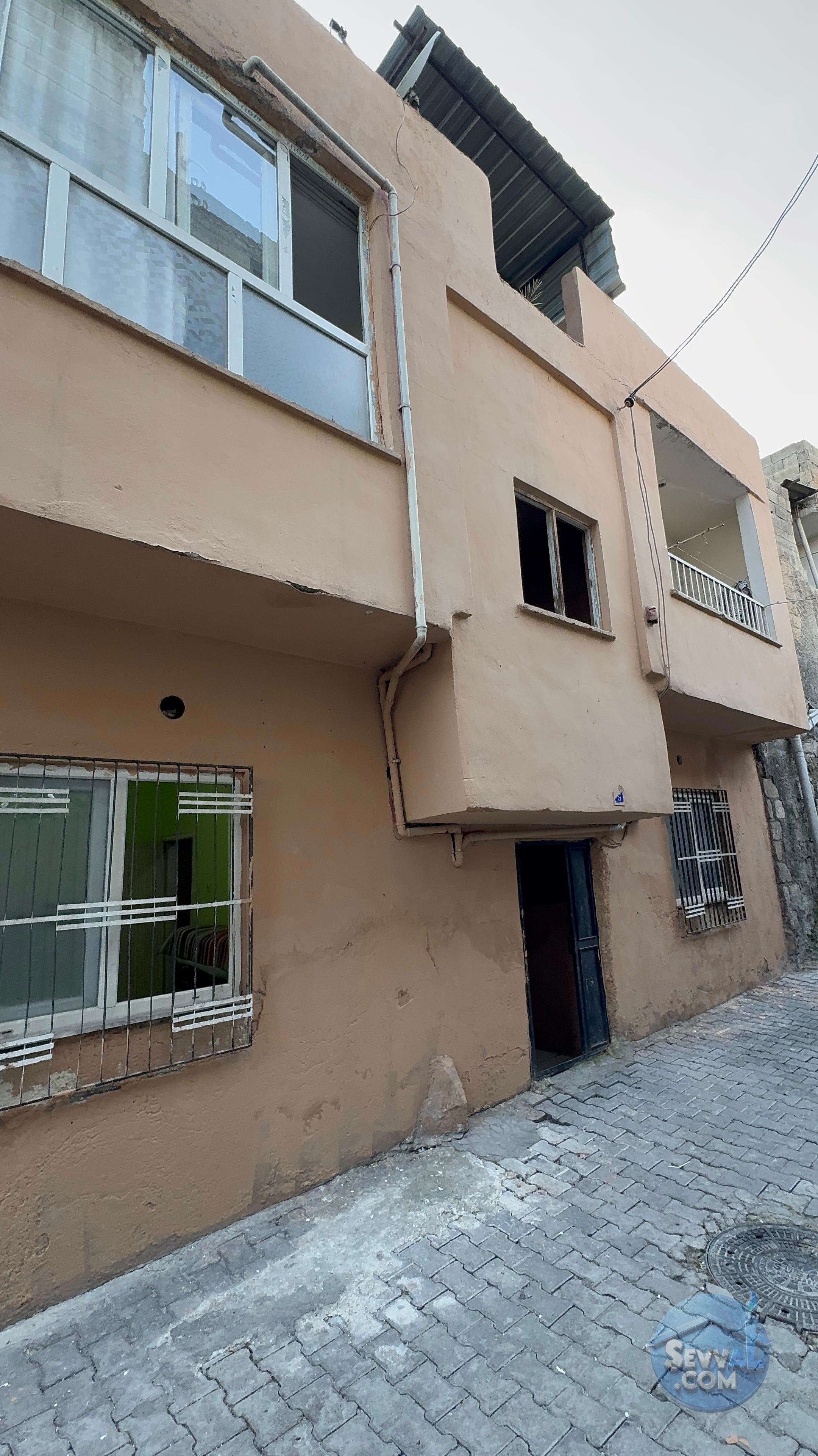 DEVSEÇ EMLAK TAN İKİ KATLI KOMPLE SATILIK BİNA - ŞANLIURFA HALİLİYE fotoğraf 3