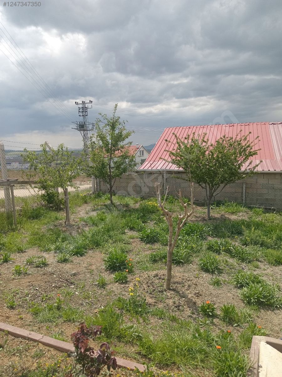 ANKARA ELMADAĞ HASANOĞLAN BAHÇELİEVLER KÖYÜNDE 435 M² ARSAMIZ  SATILIKTIR - ANKARA ELMADAĞ fotoğraf 4
