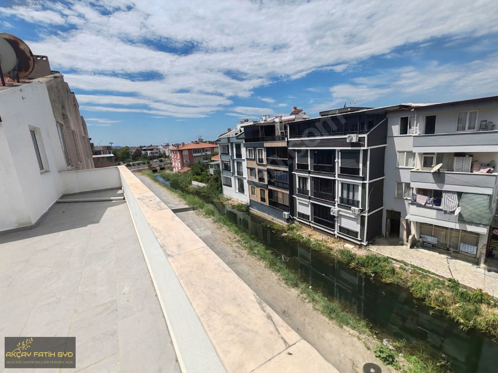 Akçay Yasa Yakını SATILIK 3+1 Geniş Kat Dubleksi - BALIKESİR EDREMİT fotoğraf 33