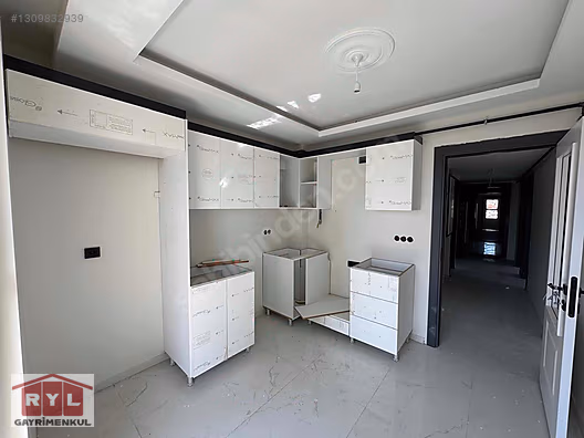KARTAL YAKACIKTA SİTE İÇİNDE YÜKSEK KATTA FERAH 2+1 DAİRE - İSTANBUL KARTAL fotoğraf 33