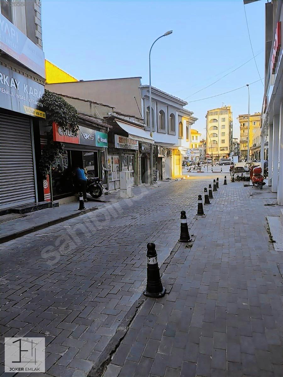 JOKER'DEN ÇARŞININ KALBİNDE 66m2 VE ÜZERİNDE 2 KATLI EV - UŞAK MERKEZ fotoğraf 4