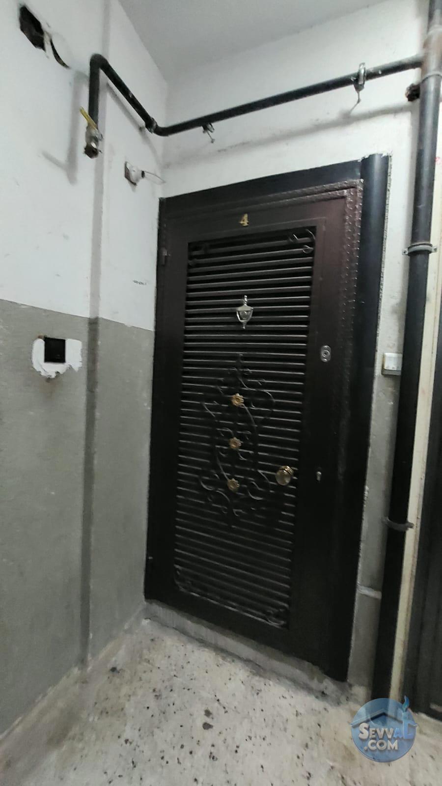 BAHÇELİEVLER MAH 2.KAT 3+1 D.GAZ KAPIDA - ŞANLIURFA HALİLİYE fotoğraf 3