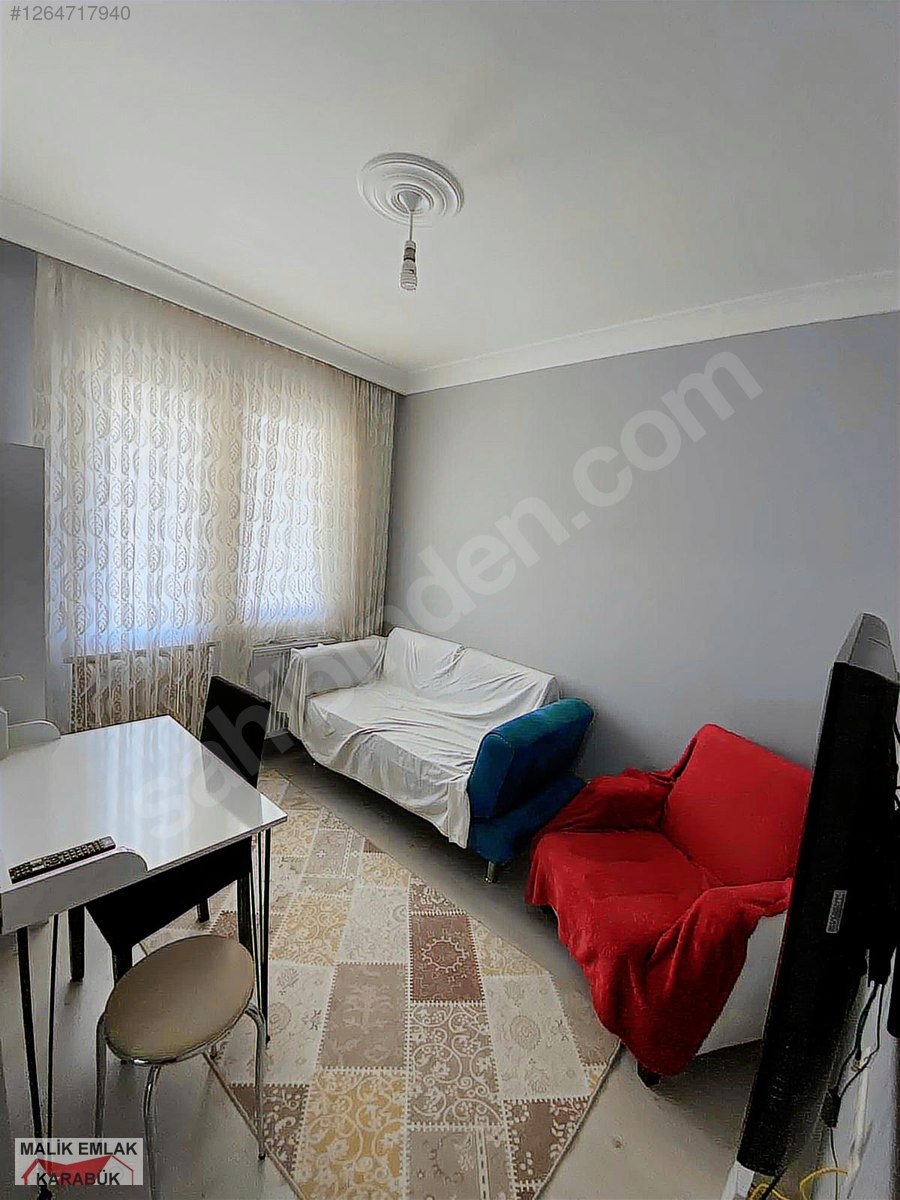 Üniversiteye yürüme mesafesinde satılık 2+0 daire!!! - KARABÜK MERKEZ fotoğraf 2