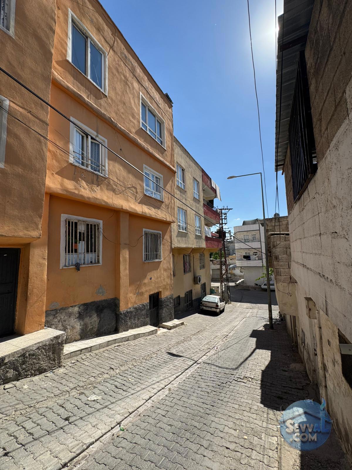BAĞLARBAŞI' N DA KOMPLE SATILIK 3 KATLI BİNA  - ŞANLIURFA HALİLİYE fotoğraf 18