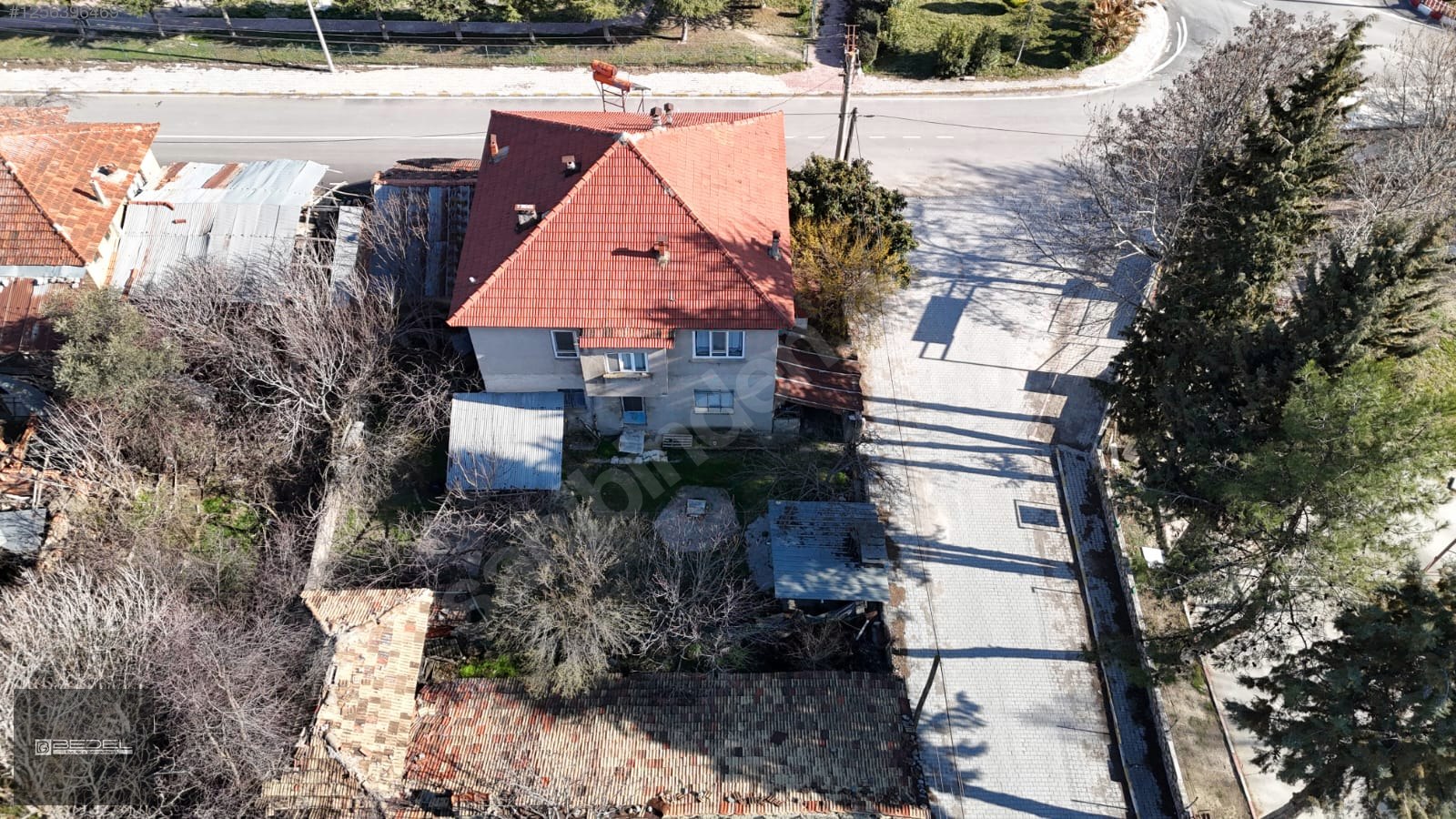 SATILIK BUCAK KIZILKAYA MERKEZ CADDE ÜSTÜ BAHÇELİ MÜSTAKİL EV - BURDUR BUCAK fotoğraf 9