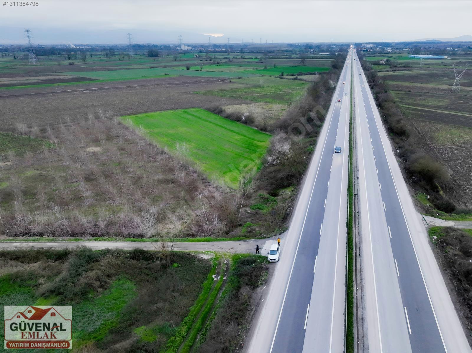 E-5' e 76 METRE CEPHE DEPO VEYA BESİHANE RUHSATINA UYGUN ARSA - SAKARYA AKYAZI fotoğraf 11