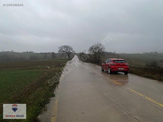 KANDIRA KARADİVAN MAH. 1.240 M2 RESMİ YOLA CEPHELİ TARLA - KOCAELİ KANDIRA fotoğraf 4