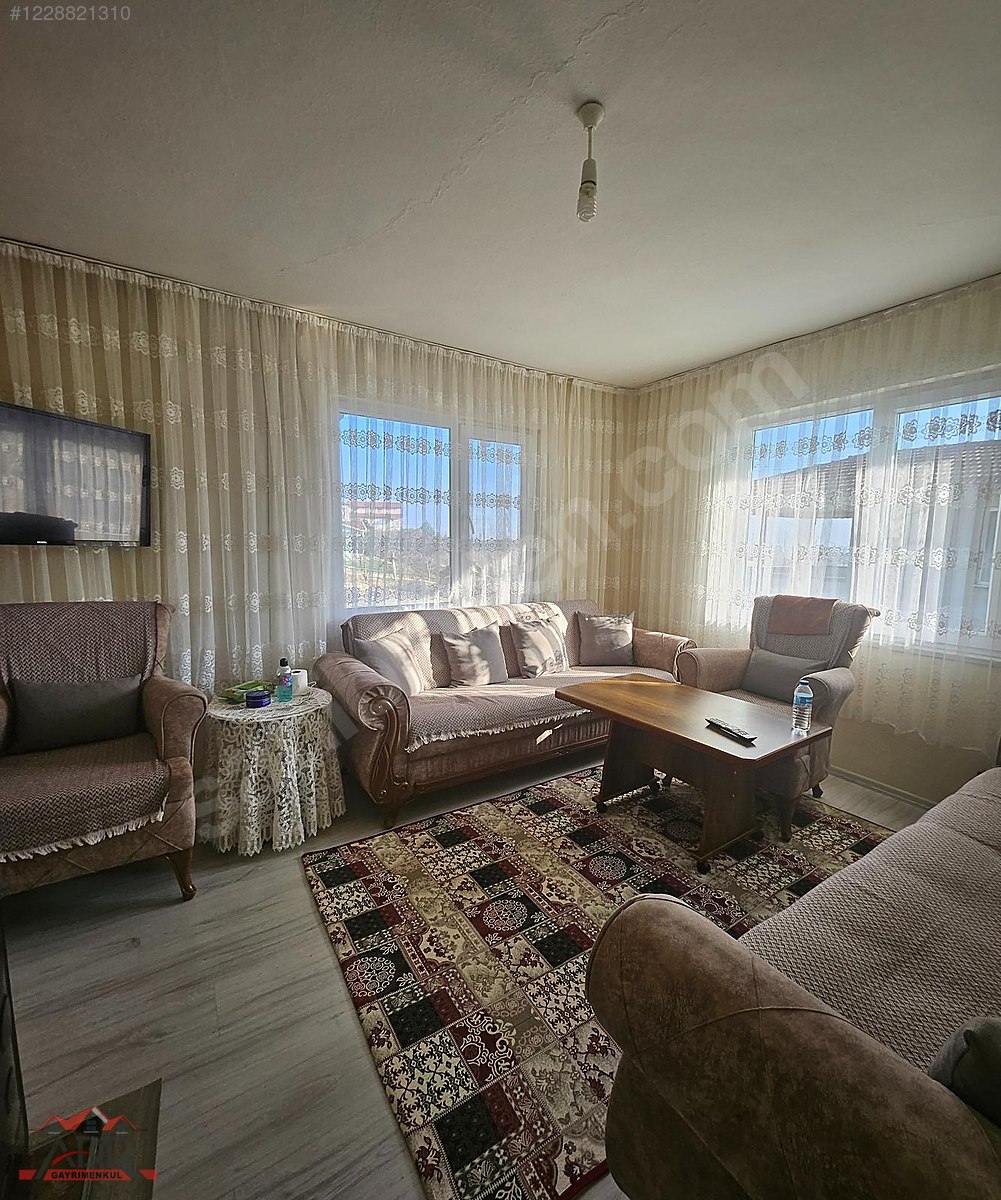SAKARYA PAMUKOVA MERKEZ KÖY SATILIK 1255 M2 ARSA MÜSTAKİL EVLER - SAKARYA PAMUKOVA fotoğraf 12