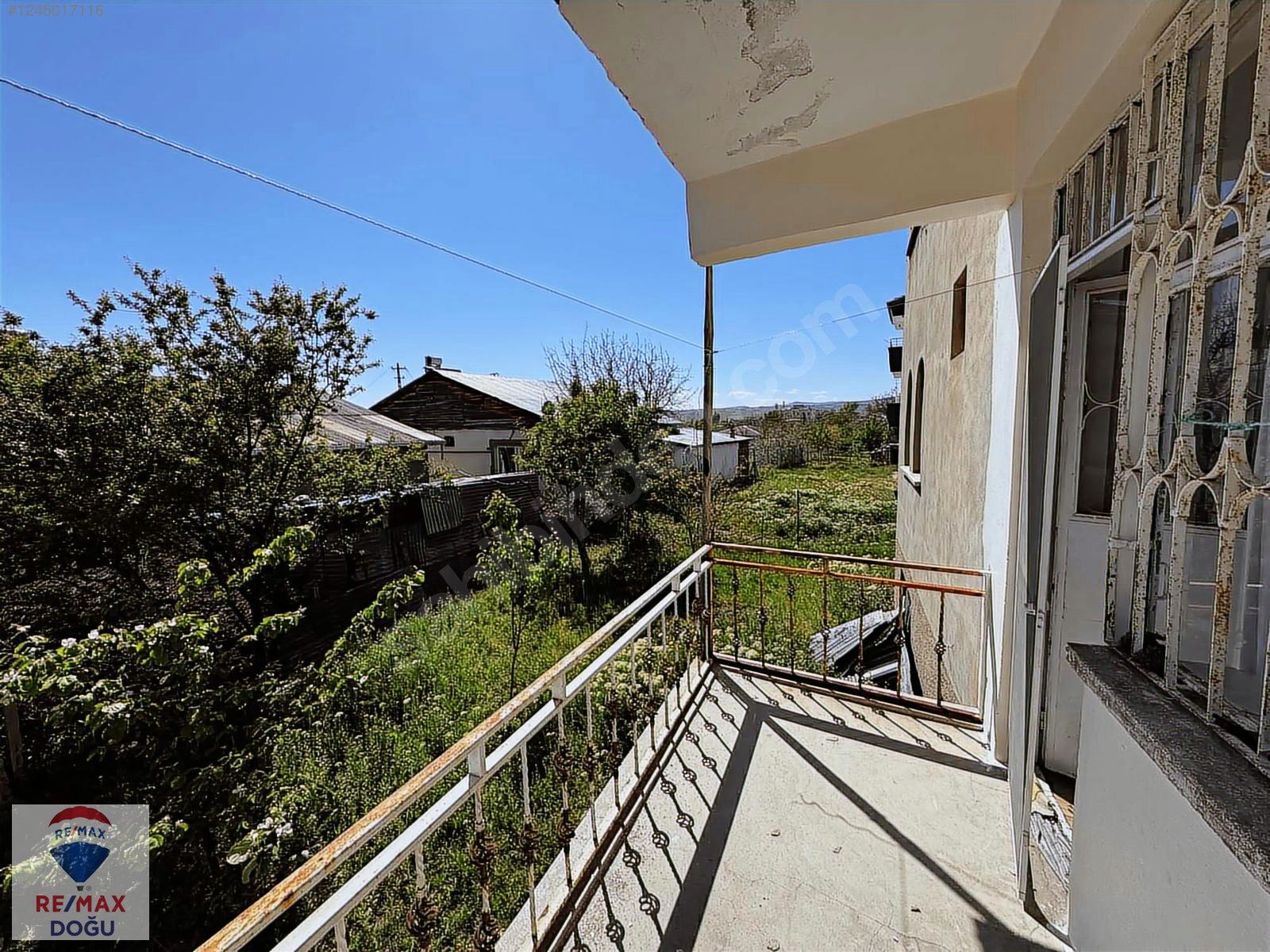 [REMAX DOĞU] Baskil Merkezde Doğayla İç İçe Satılık Bahçe Evi - ELAZIĞ BASKİL fotoğraf 5