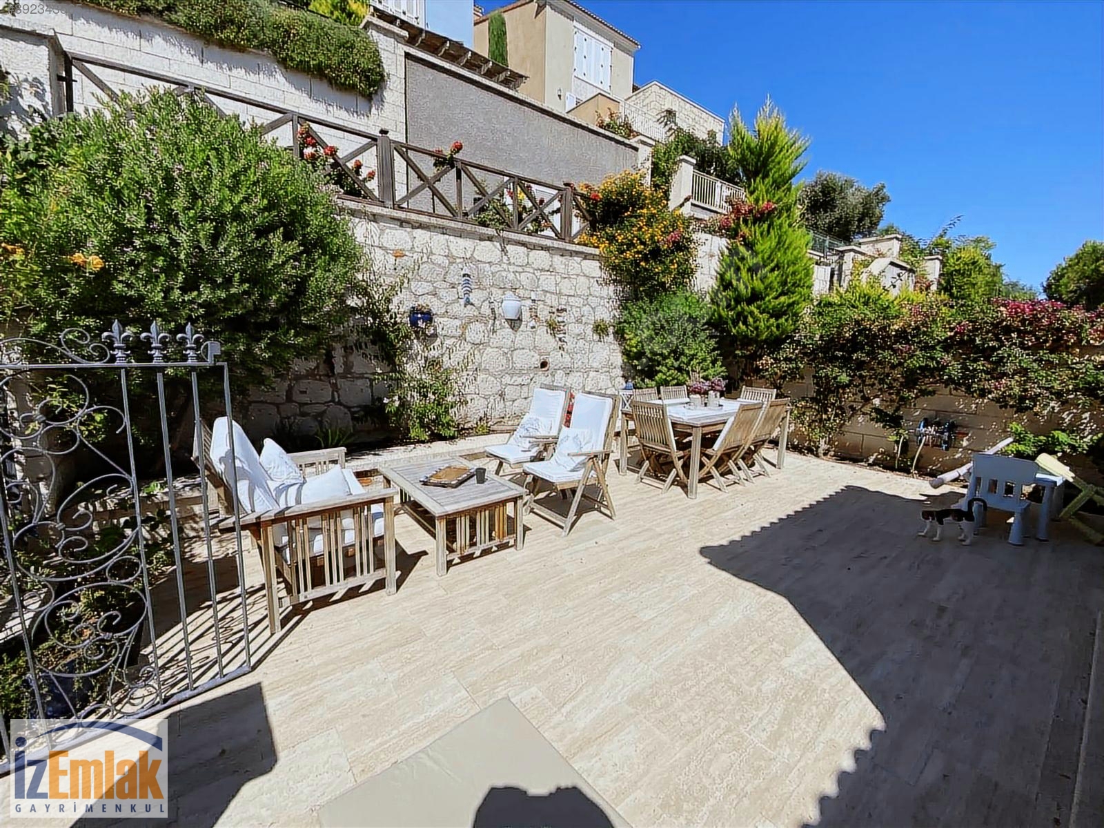 İzEmlaktan Port Alaçatıda Muhteşem Manzaralı Bahçeli Villa - İZMİR ÇEŞME fotoğraf 6