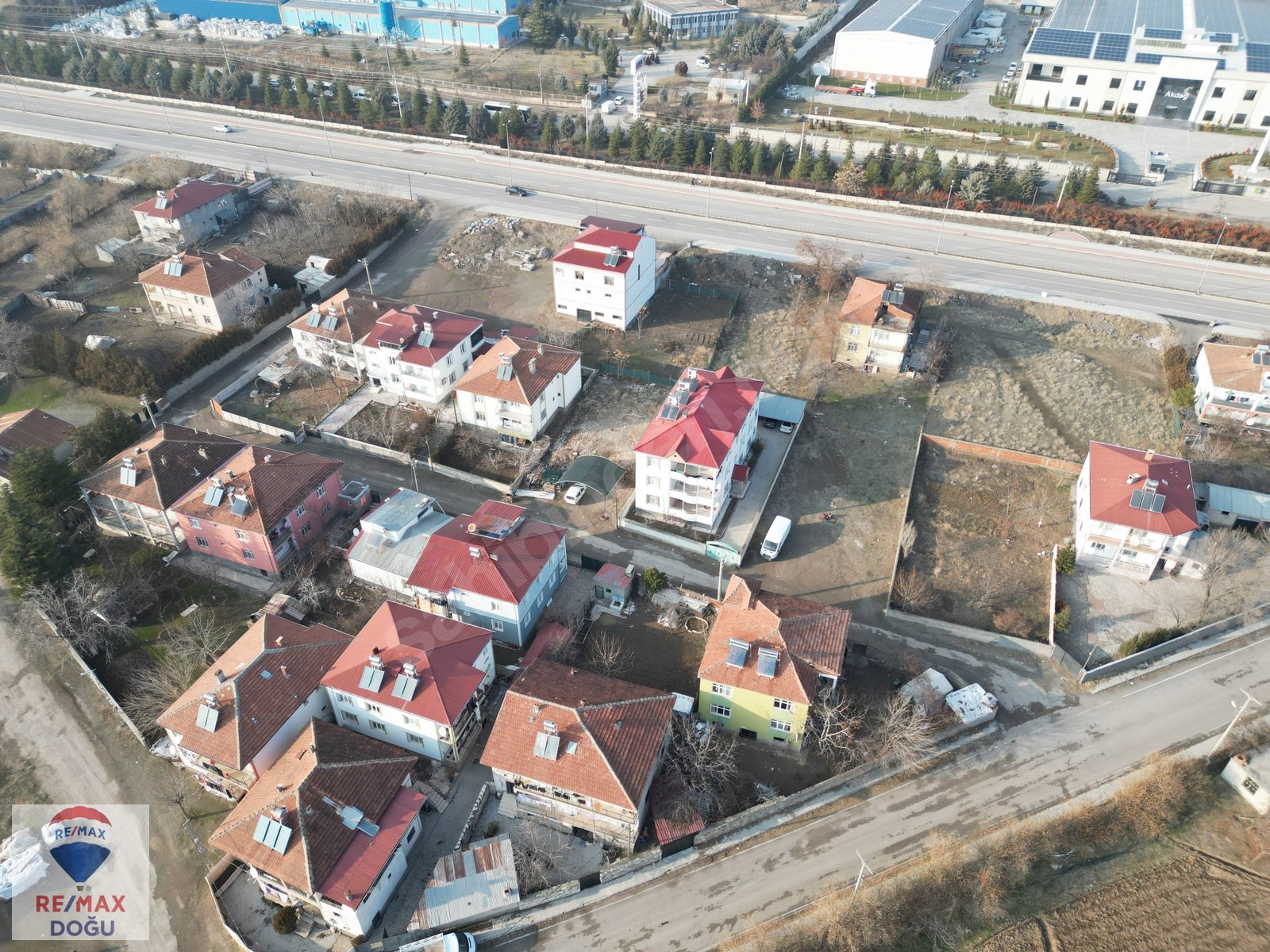 REMAX DOĞU'DAN YAZIKONAK CUMHURİYET'TE 3 KAT İMARLI ARSA - ELAZIĞ MERKEZ fotoğraf 4