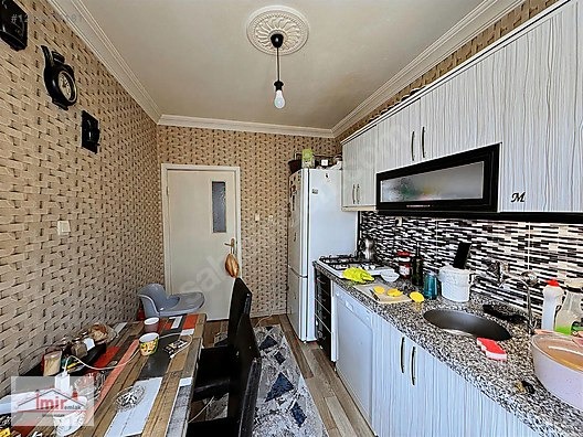 İMİR EMLAK'TAN 3+1 PARK KARŞISI CADDE ÜZERİ YAPILI 1.KAT DAİRE - ANKARA PURSAKLAR fotoğraf 3