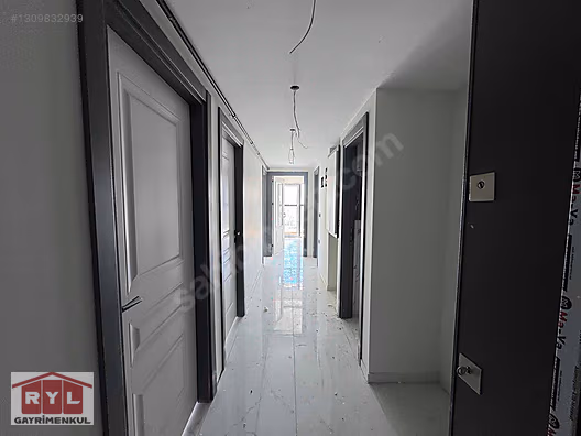 KARTAL YAKACIKTA SİTE İÇİNDE YÜKSEK KATTA FERAH 2+1 DAİRE - İSTANBUL KARTAL fotoğraf 57