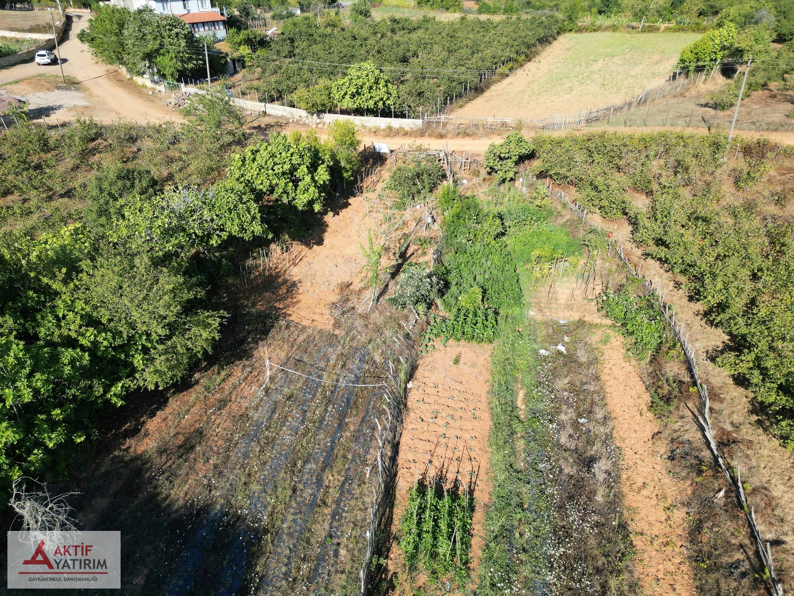 BAĞIRGANLI'DA KÖYÜN HEMEN BİTİŞİĞİNDE 647 M2 YOLA CEPHELİ TARLA - KOCAELİ KANDIRA fotoğraf 5