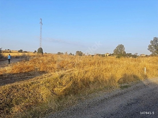 SİPAHİ KÖYÜNDE 650 M2 %60 2,5 KAT İMARLI MÜSTAKİL TAPU ARSA