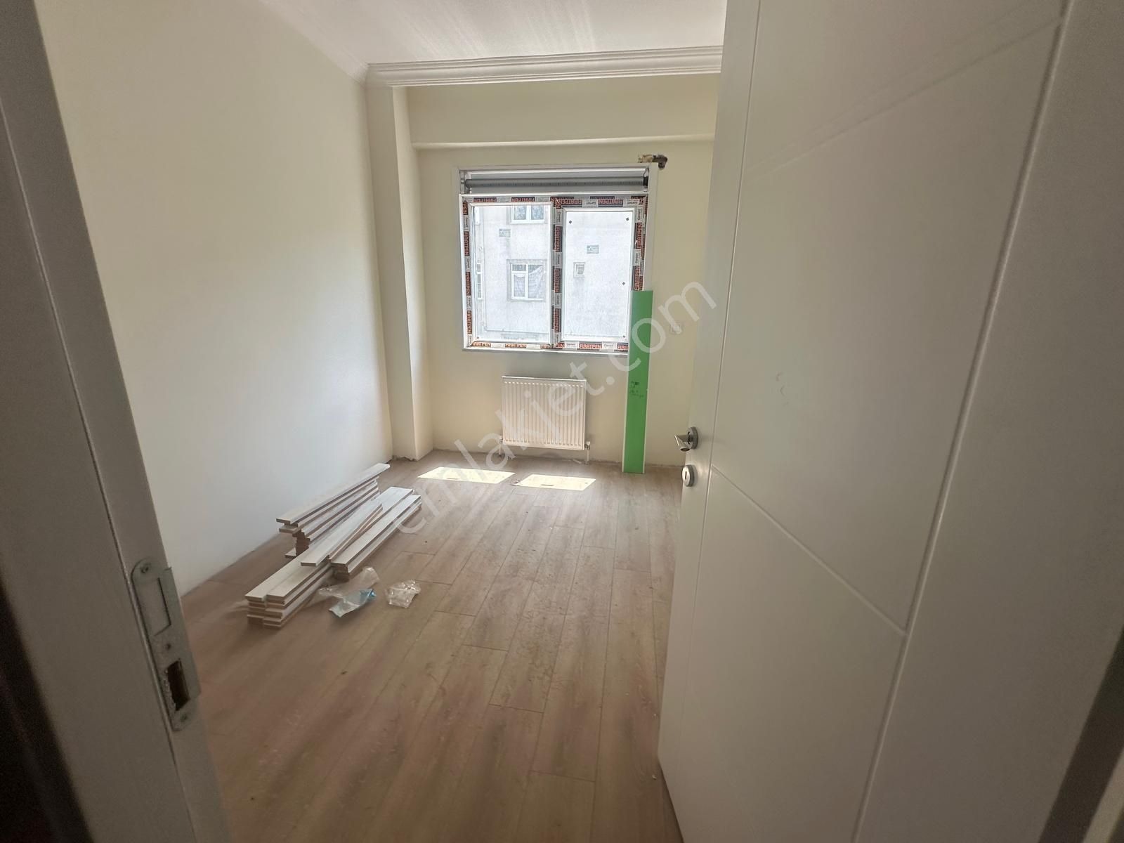Baki Emlaktan Orhantepede 2+1 Geniş Daire - İSTANBUL KARTAL fotoğraf 9