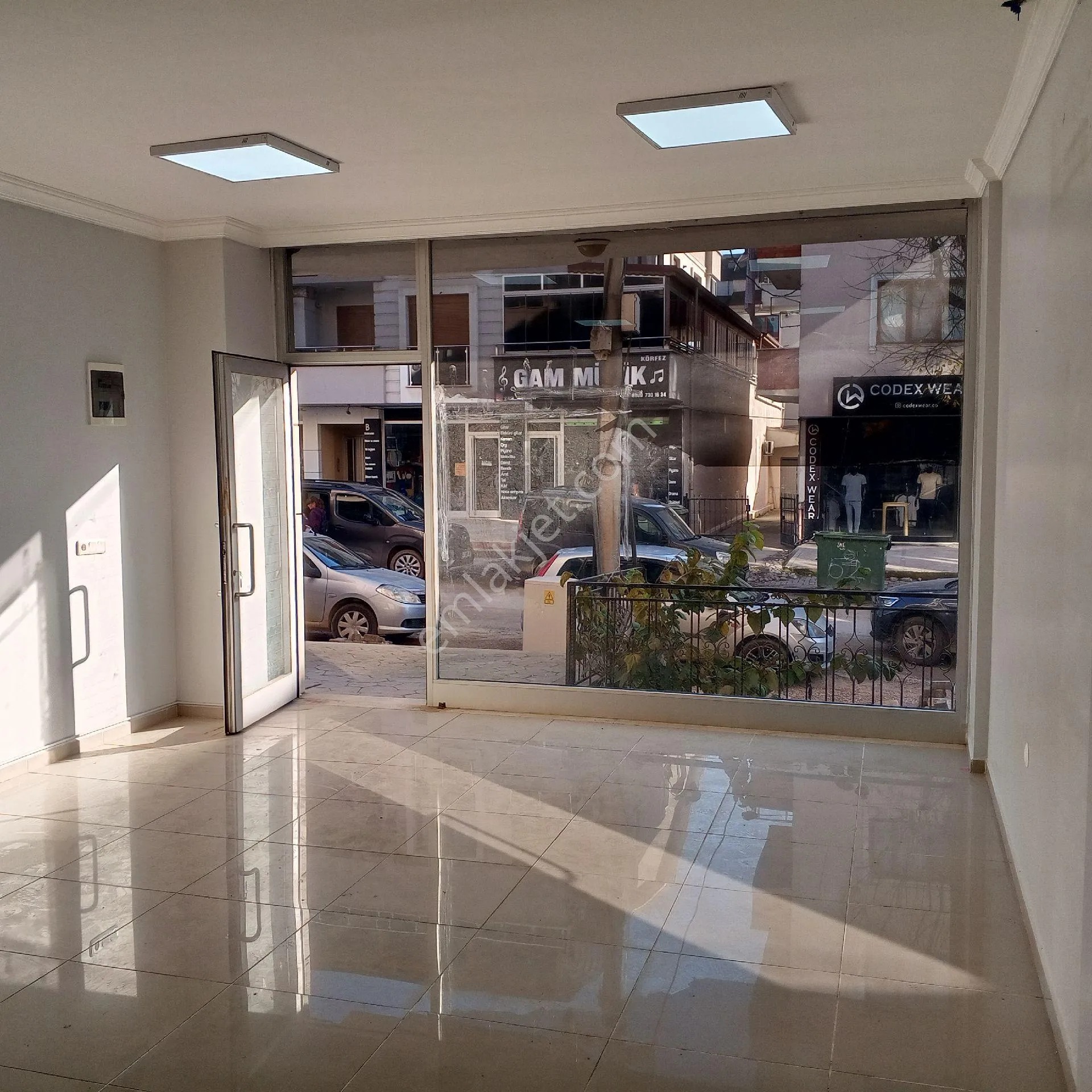 Şenol Gayrimenkulden Satılık Dükkan - KOCAELİ KÖRFEZ fotoğraf 7