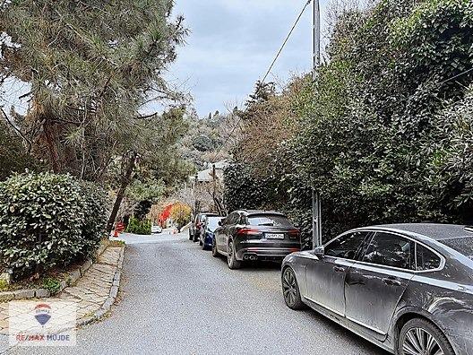 BEŞİKTAŞ BEBEK MAHALLESİNDE 17M2 HİSSELİ SATILIK ARSA - İSTANBUL BEŞİKTAŞ fotoğraf 8