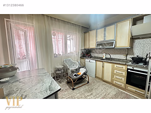 VİP GAYRİMENKUL'den ÇARŞI MERKEZİNDE 3+1 GİRİŞ KAT DAİRE - ANTALYA ELMALI fotoğraf 5