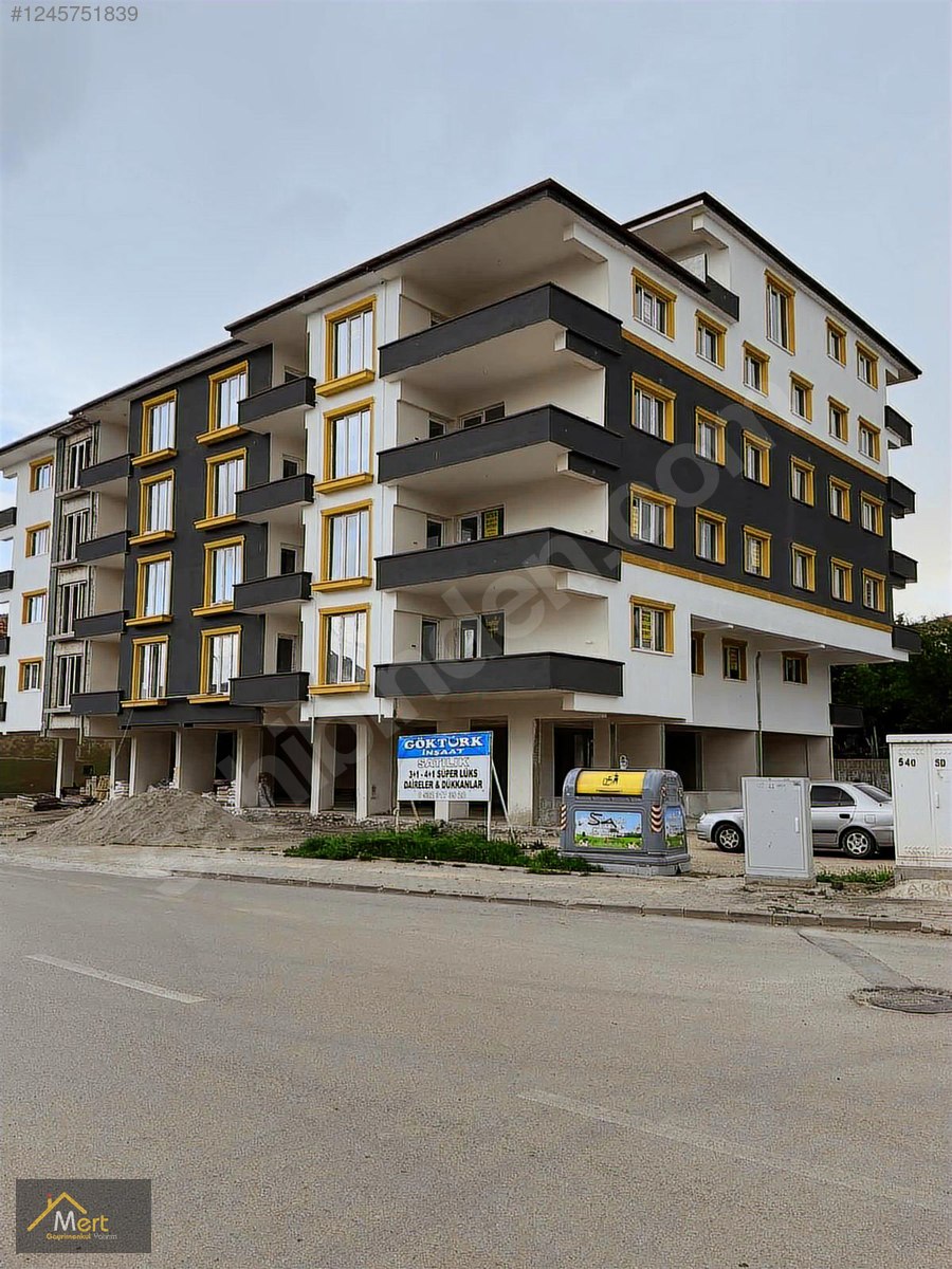 MERTTEN CADDE ÜSTÜNDE SIFIR 140M2 3+1 FIRSAT DAİRE - KIRIKKALE MERKEZ fotoğraf 8
