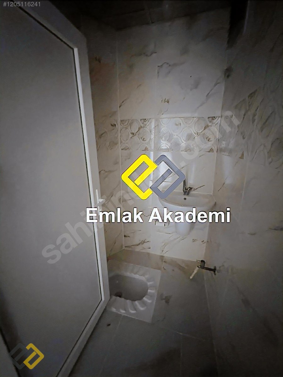 EMLAK AKADEMİDEN BÜYÜK CAMİ YANINDA ARA KATTA SATILIK DAİRE - YOZGAT MERKEZ fotoğraf 11