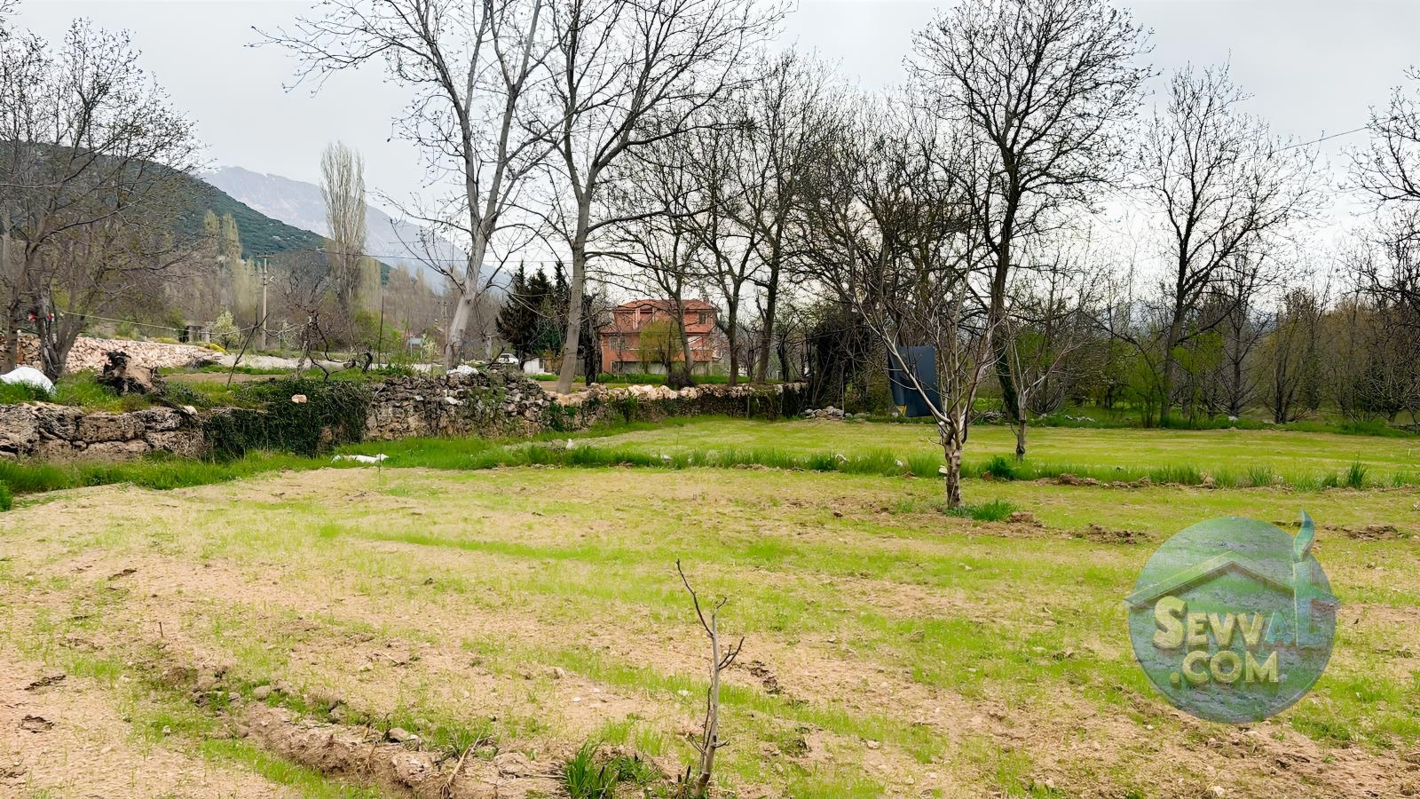 YEŞİLLİKLER DİYARI SUYUN CENNETİ YEŞİLBAŞKÖYDE SATILIK ARAZİ - Burdur Ağlasun fotoğraf 6