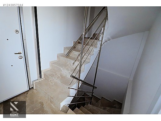 Kemalpaşa Çiniliköy Satılık 6+1 Villa 350 m2