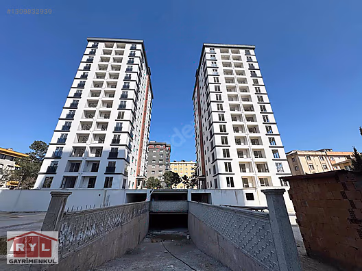 KARTAL YAKACIKTA SİTE İÇİNDE YÜKSEK KATTA FERAH 2+1 DAİRE - İSTANBUL KARTAL fotoğraf 56