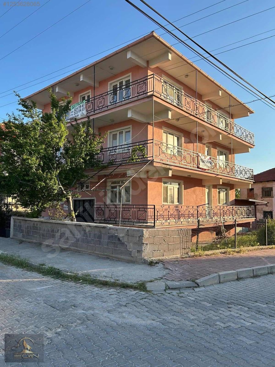 Uşak sivaslı Atatürk Mah. Satılık 3 katlı bina - UŞAK SİVASLI fotoğraf 7