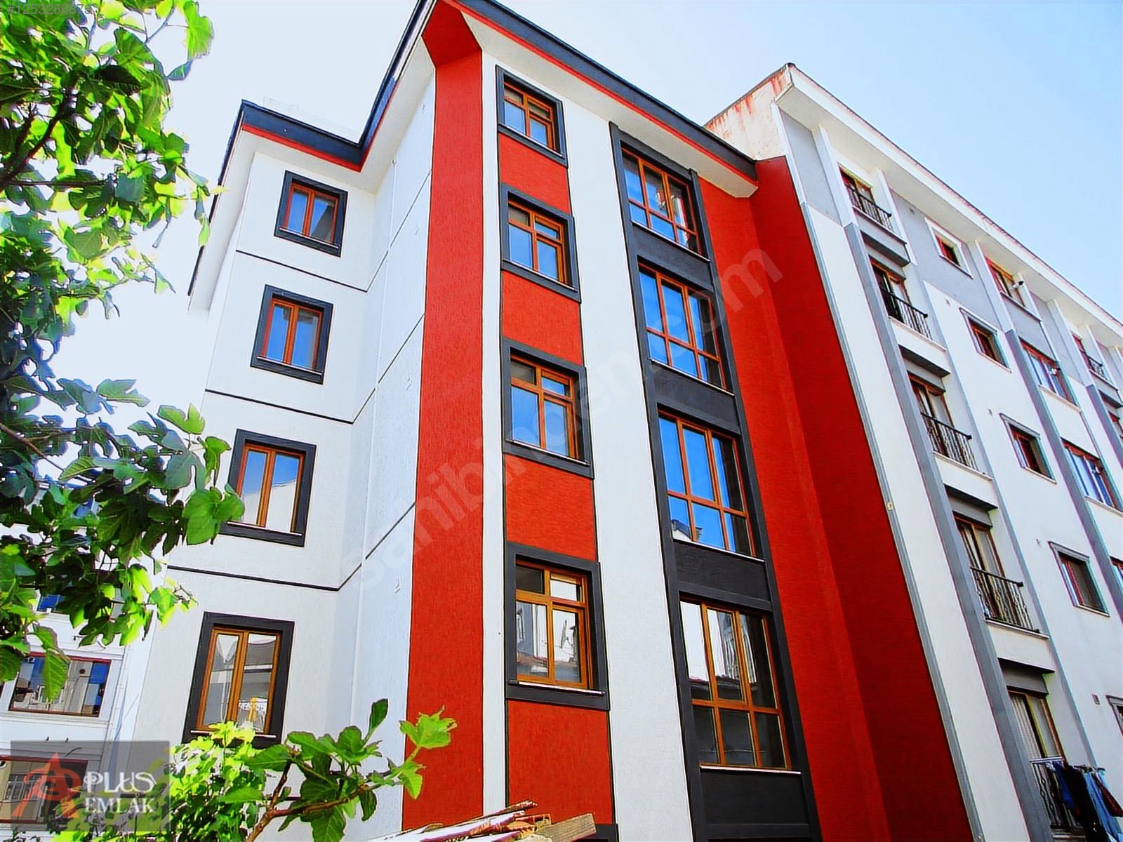 SATILIK 2+1 85M2 2.KAT ASANSÖRLÜ DAİRE DURAĞA 1DK. 4850000TL - İSTANBUL ÇEKMEKÖY fotoğraf 5