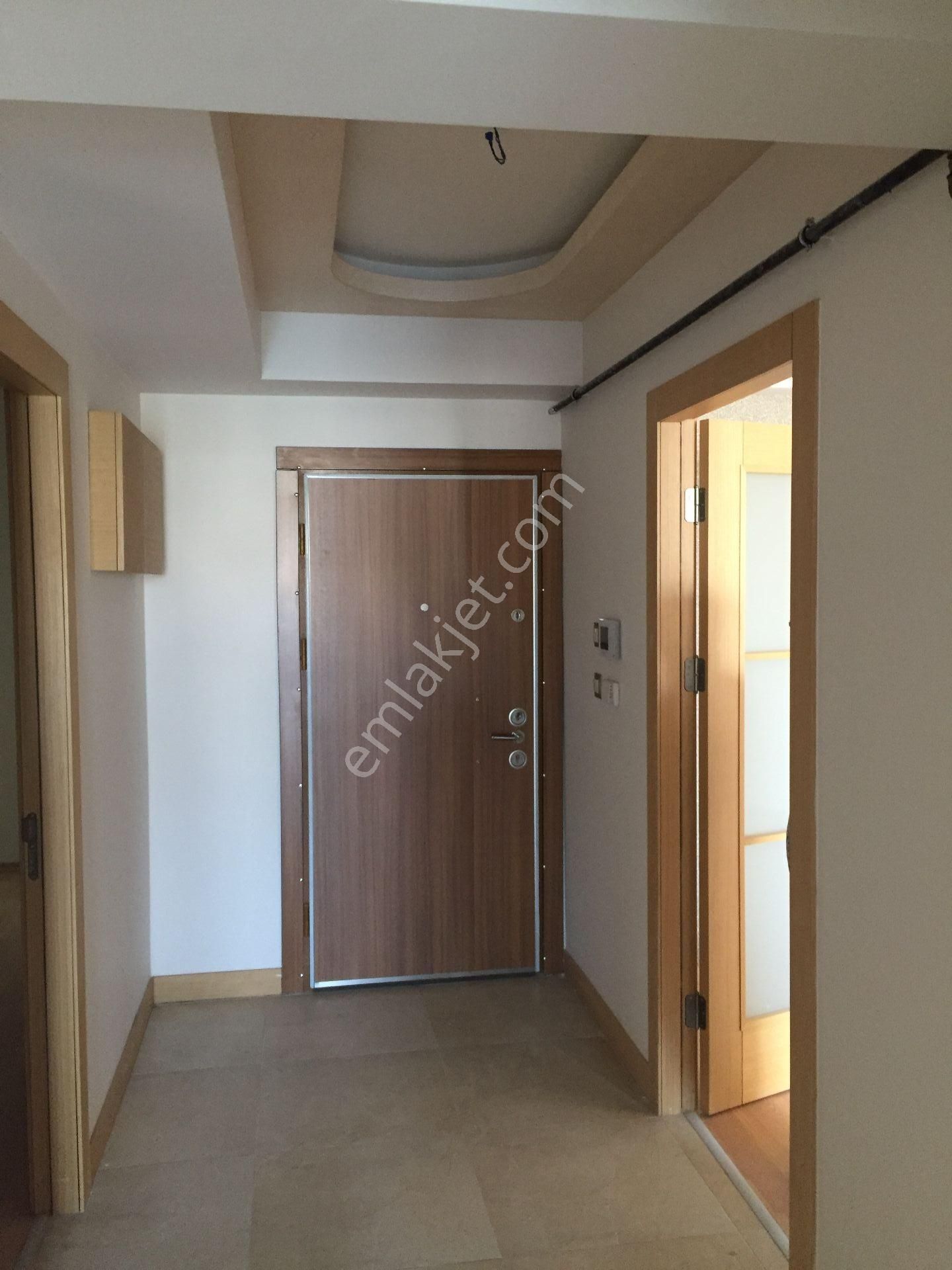 Yenigirne De 3+1- 160m2 Daire Satılık - Kiralık Daire Ler - Bina Lar - Arsa Lar - İZMİR BAYRAKLI fotoğraf 4