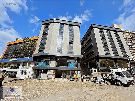 ANA CADDE ÜSTÜ SIFIR, OTOPARKLI NATAMAM KİRALIK KATLAR - İSTANBUL GÜNGÖREN fotoğraf 4