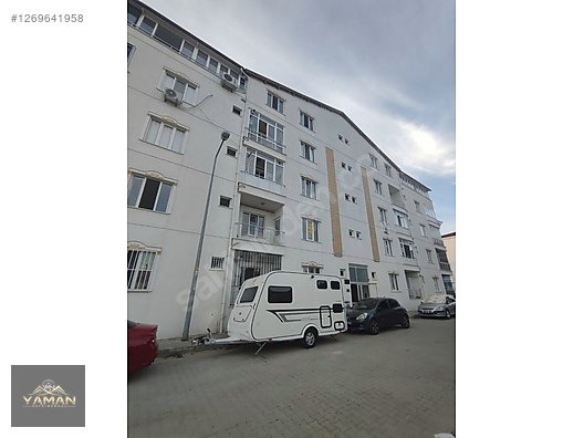 PINAR MAHALLESİ'NDE ARA KATTA SİTE İÇERİSİNDE SATILIK 1+1 DAİRE - KIRKLARELİ MERKEZ fotoğraf 1