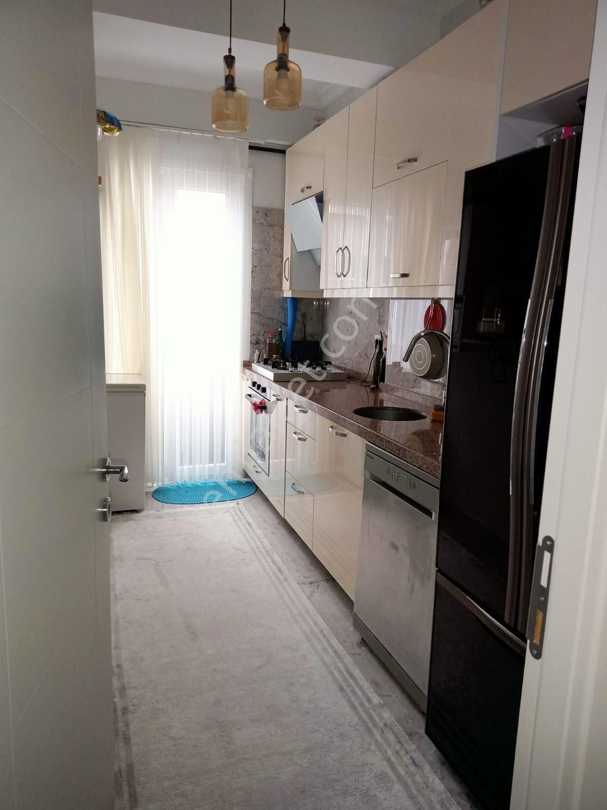 Baki Emlaktan Esentepede 2+1 Bır Yıllık Bınada - İSTANBUL KARTAL fotoğraf 4
