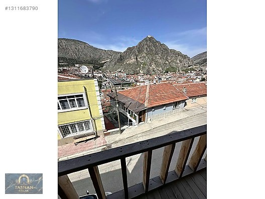 GÖKMEDRESE MAHALLESİNDE 3 KATLI SATILIK MÜSTAKİL EV - AMASYA MERKEZ fotoğraf 19