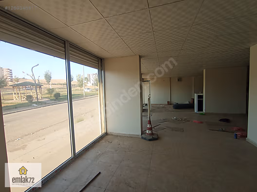EMLAK 72'DEN GARDEN PARK SİTESİ ALTINDA KİRALIK DÜKKAN - BATMAN MERKEZ fotoğraf 7