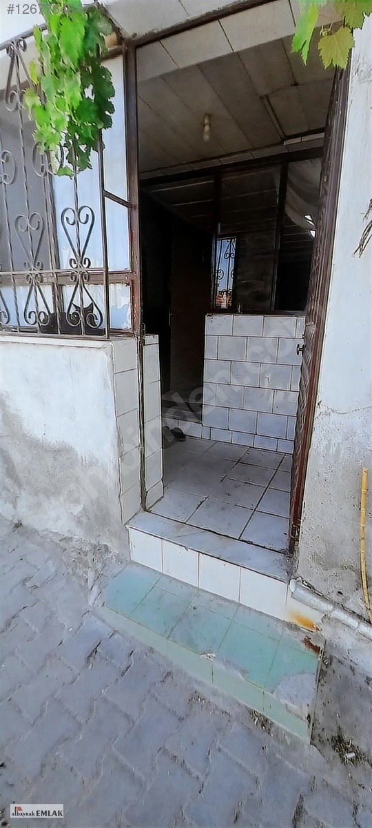 ZEYTİNLİOVA DA SATILIK 104. M2 ARSA FİYATINA 2+1 KÖY EVİ 975.000 - MANİSA AKHİSAR fotoğraf 14