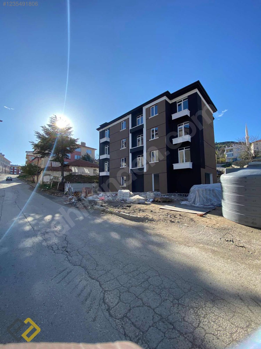 Şehir Merkezin 2+1 yüksek kira garantili satılık daire - YOZGAT MERKEZ fotoğraf 4