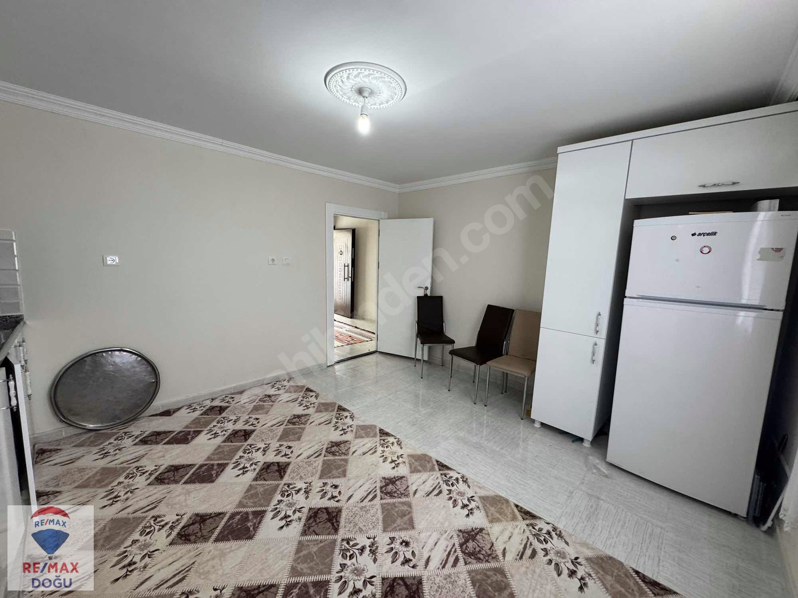 REMAX DOĞUDAN GEZİNDE SATILIK 2.500 M2 BAHÇELİ EV - ELAZIĞ MADEN fotoğraf 3