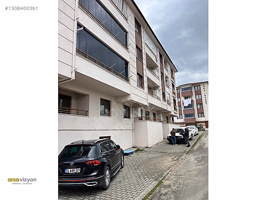 KARAKÖYDE GARAJLI AKTIPA YAKIN CADDE ÜZERİNDE ARA KAT 2+1 DAİRE - BARTIN MERKEZ fotoğraf 2