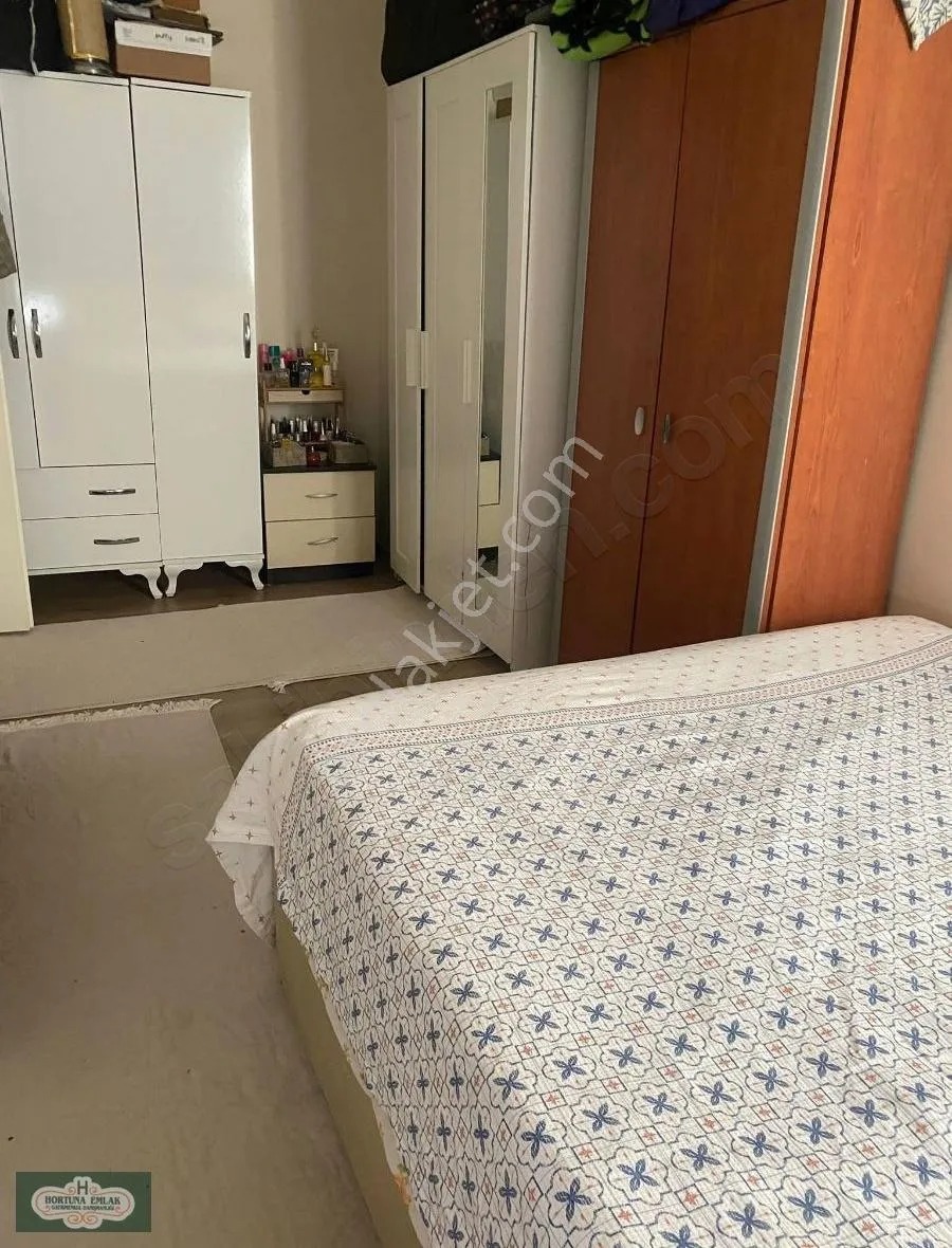 İzmir Torbalı Cumhuriyet Mahallesi'nde 2+1 Arakat Daire Satılık - İZMİR TORBALI fotoğraf 3