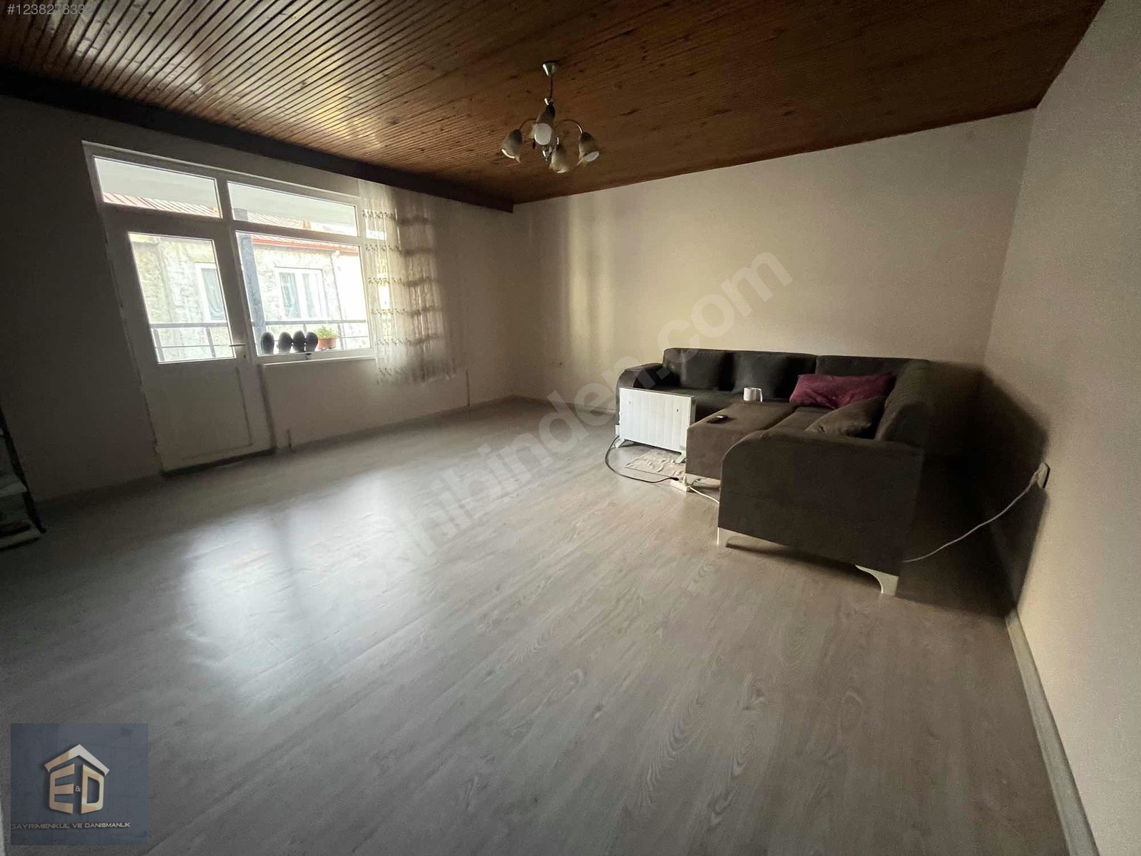 ARAKLI MERKEZ'DE SATILIK 3+1 DAİRE - TRABZON ARAKLI fotoğraf 3