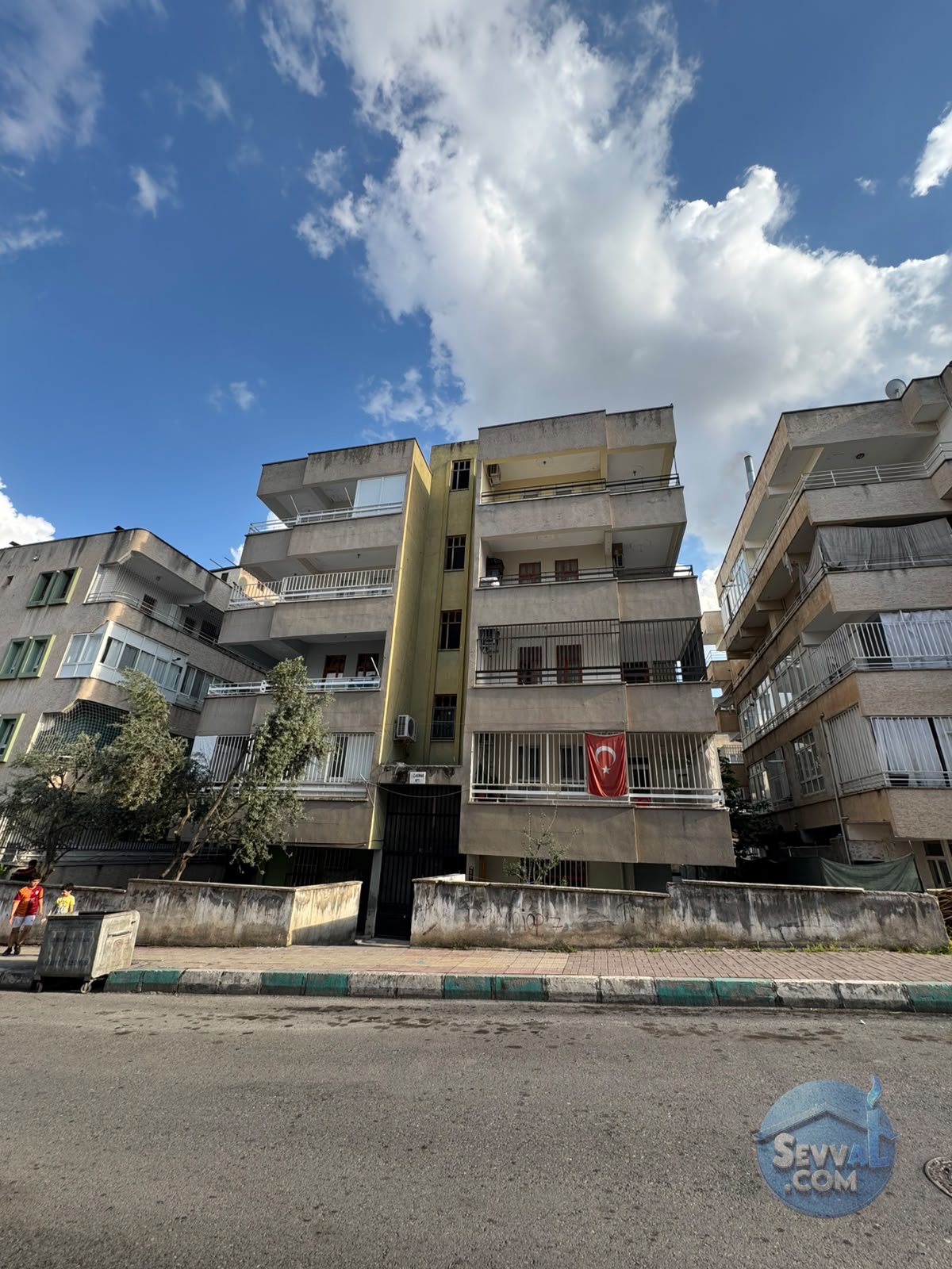 AHMET ERSEVEN MAH. DÜZ GİRİŞ KAT 4 ODALI 140 m2 DOĞALGAZLI İÇİ FULL YAPILI SATIL - ŞANLIURFA HALİLİYE fotoğraf 2