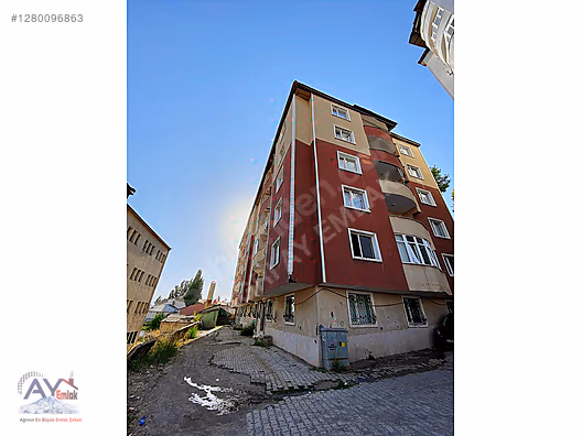 CUMHURİYET MAH. ŞEHİR MERKEZİNDE 3+1 SATILIK DAİRE - AĞRI MERKEZ fotoğraf 12