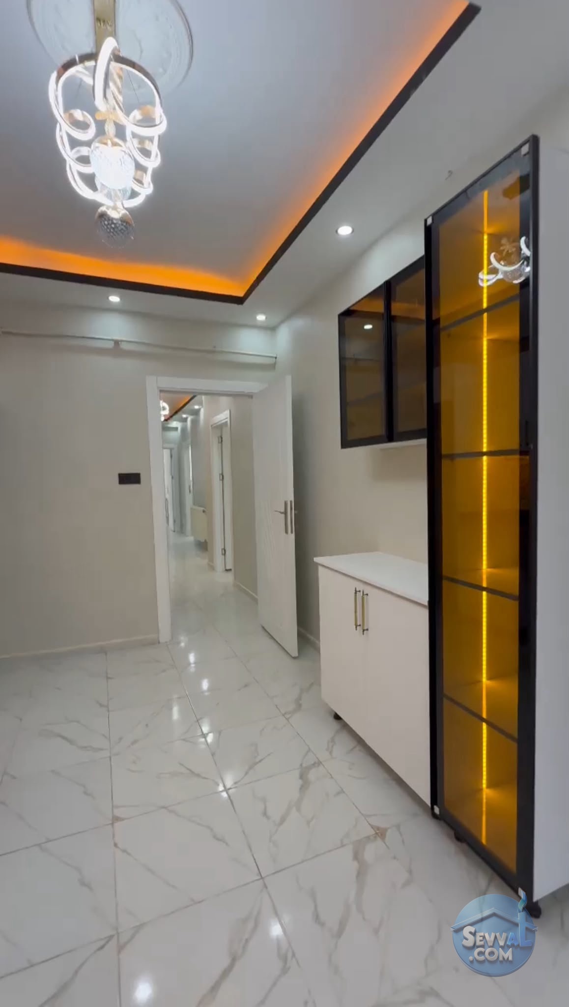 AHMET YESEVİ MAH. CAZİBE ARKASI ARA KAT İÇİ FULL YAPILI 3+1 ODALI SATILIK DAİRE. - ŞANLIURFA HALİLİYE fotoğraf 4